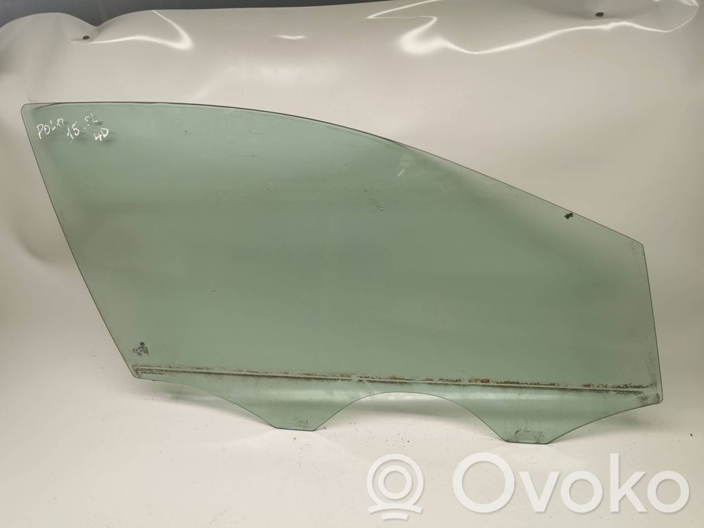 Volkswagen Polo V 6R Front door window glass four-door 