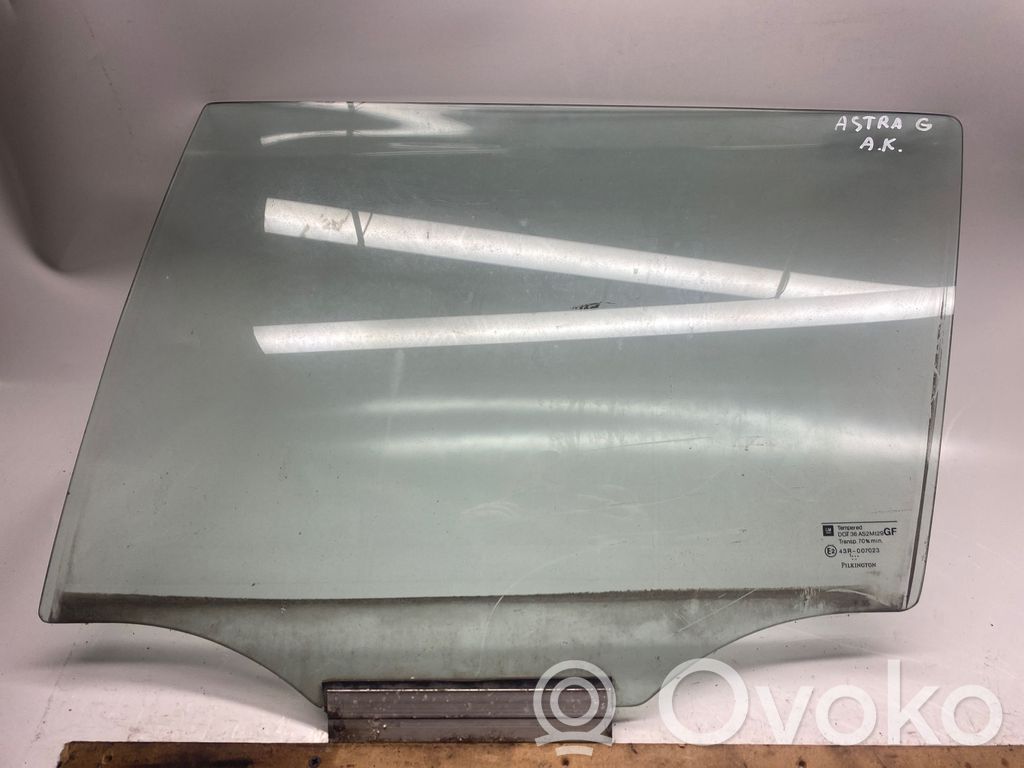 Opel Astra G Rear door window glass 
