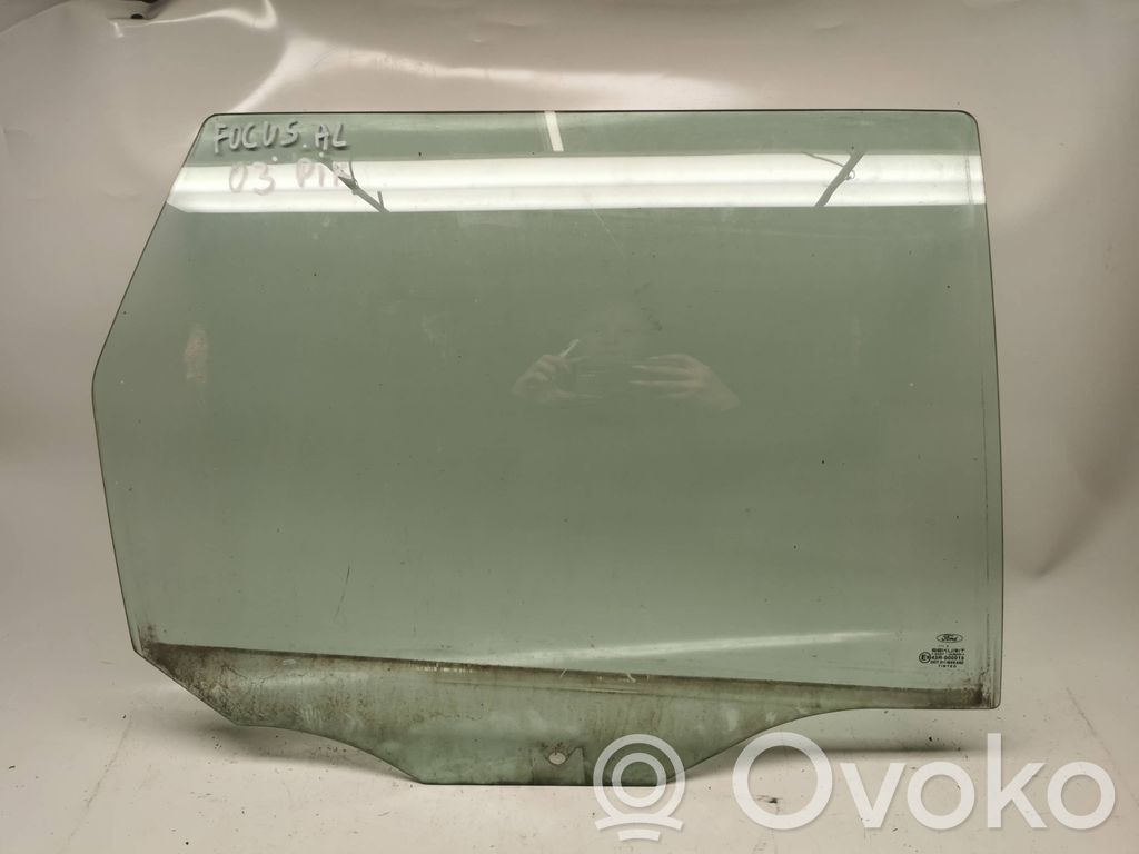 Ford Focus Rear door window glass 