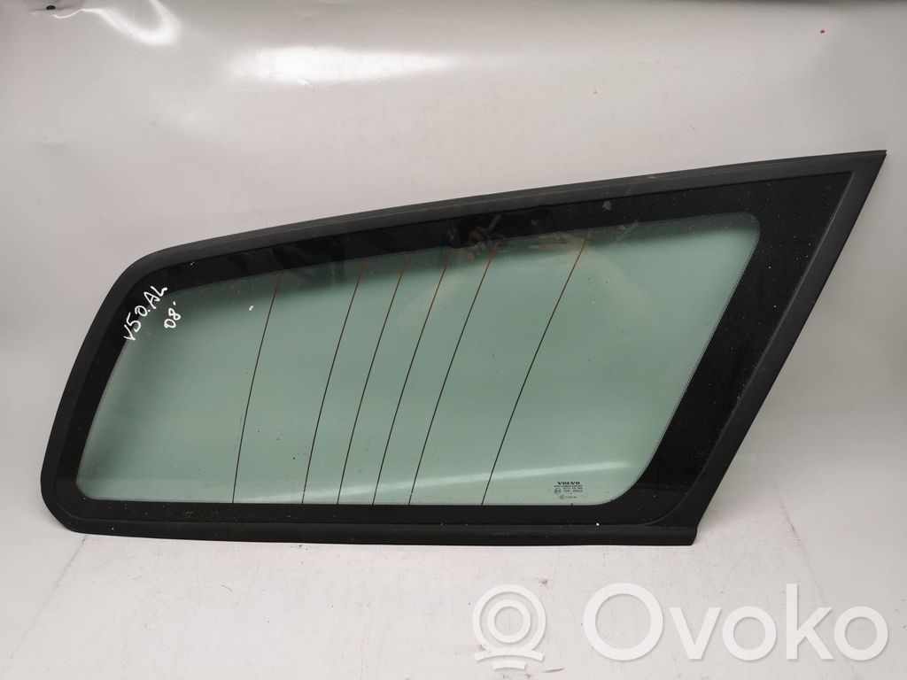 Volvo V50 Rear side window 