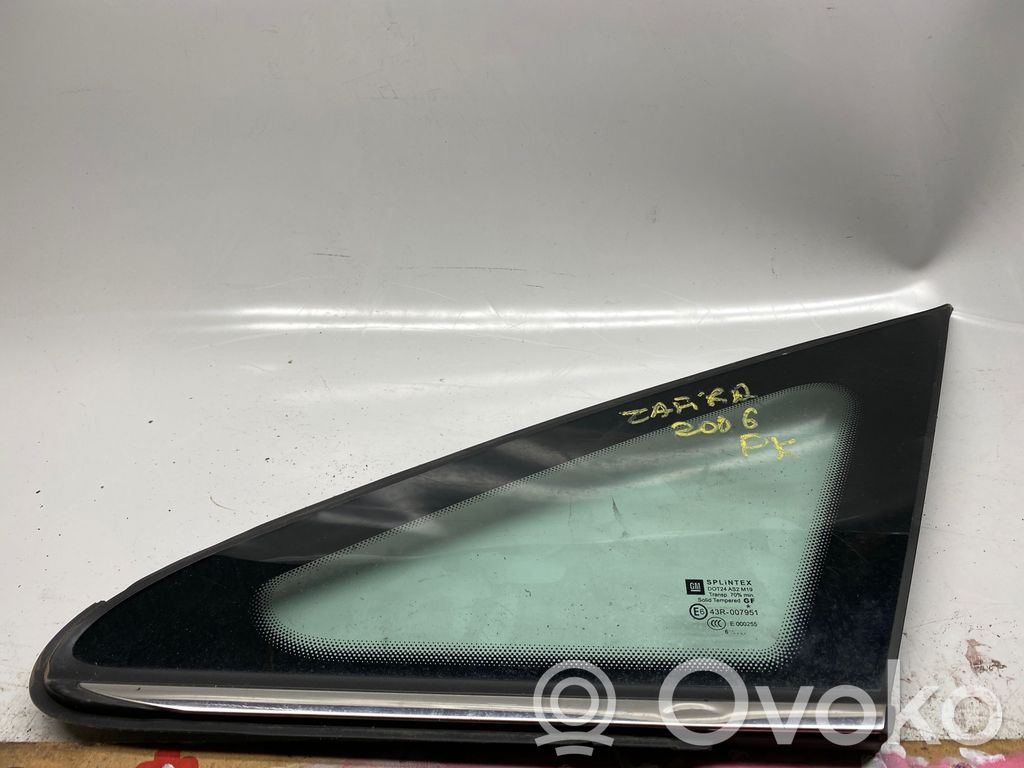 Opel Zafira B Front vent window/glass (coupe) 
