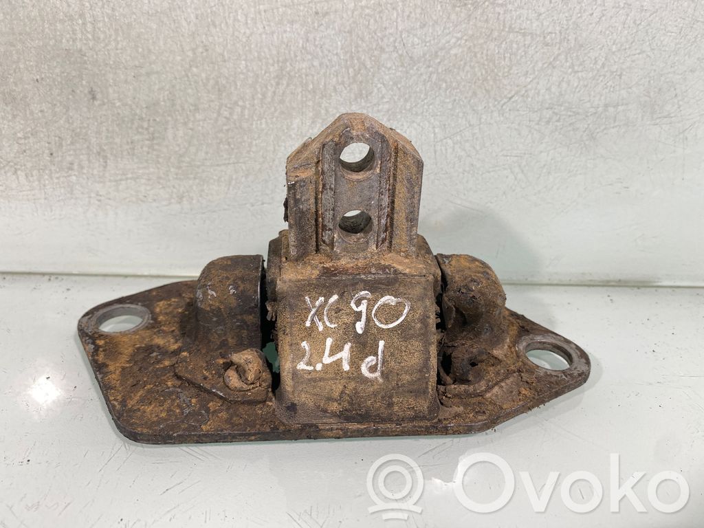 Volvo XC90 Engine mount bracket 