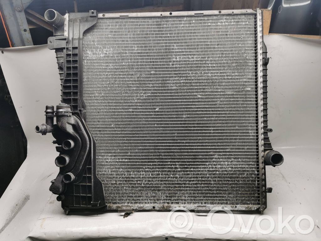 Coolant radiator