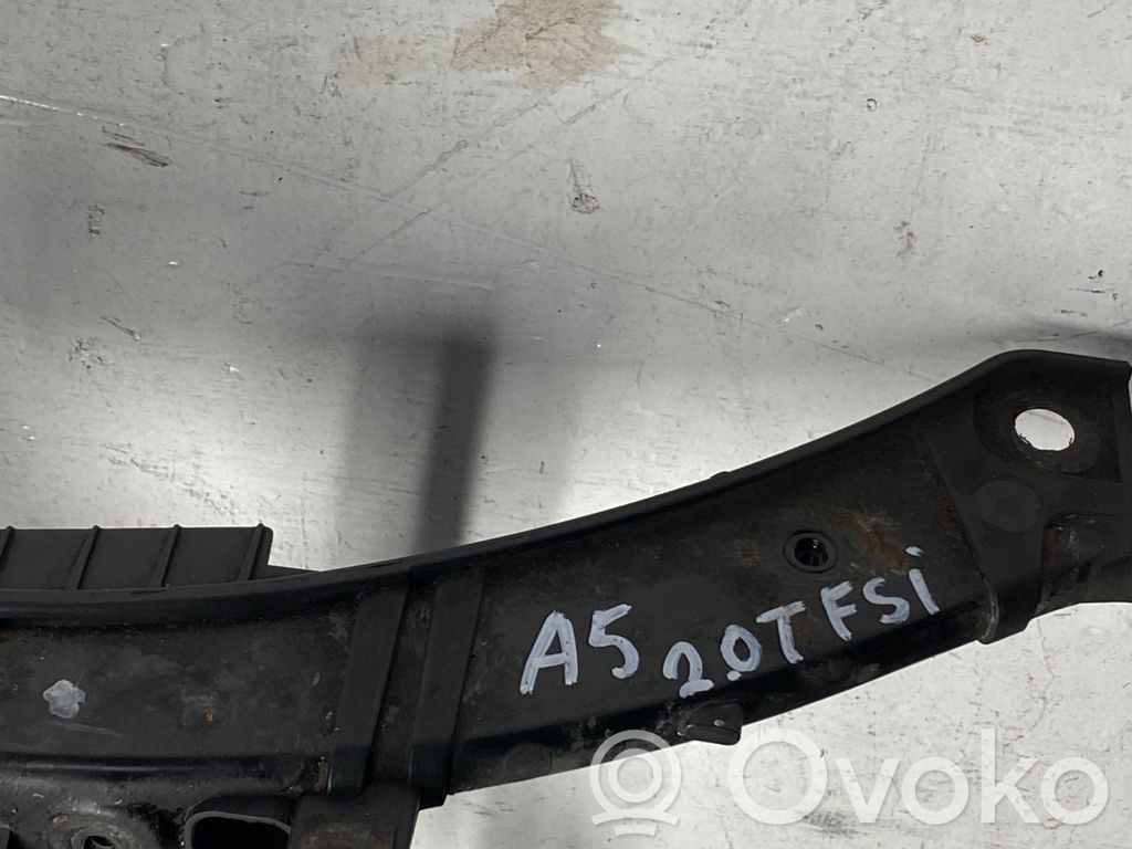 Audi A5 8T 8F Radiatoru panelis 
