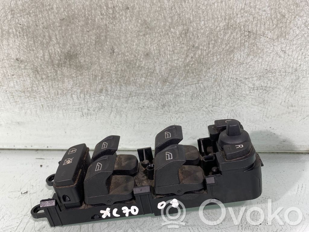 Volvo XC70 Electric window control switch 