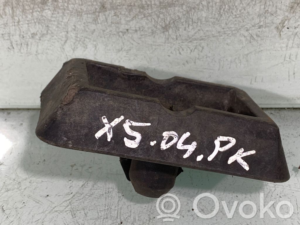 BMW X5 E53 Jacking socket point 