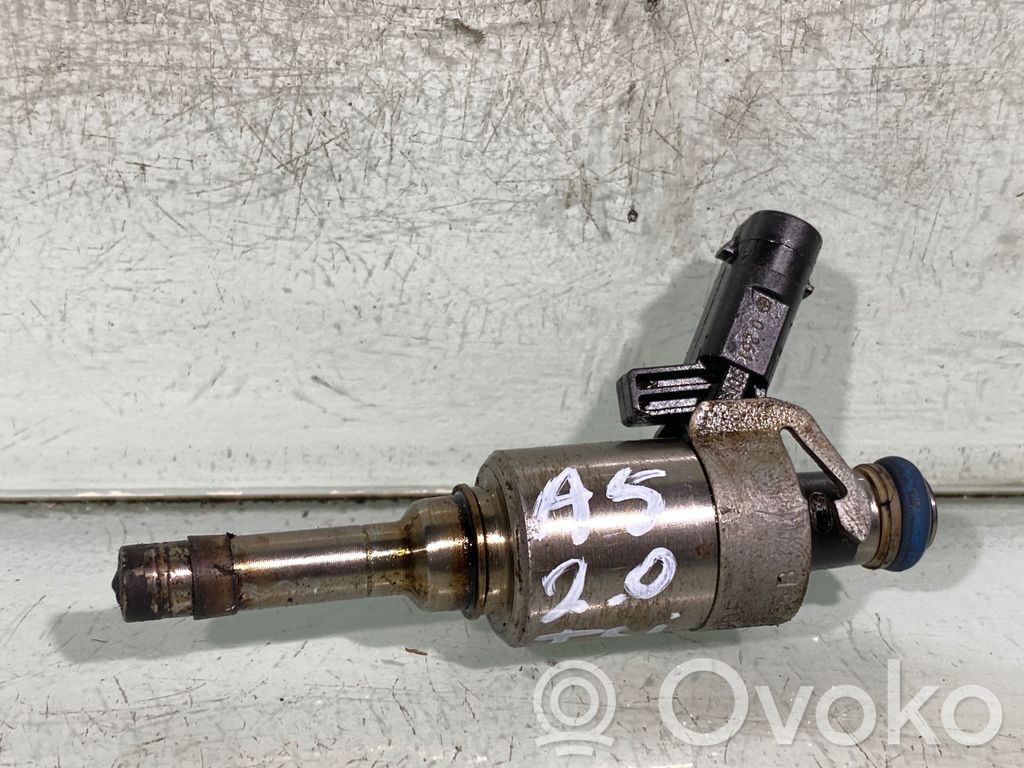 Audi A5 8T 8F Fuel injector 