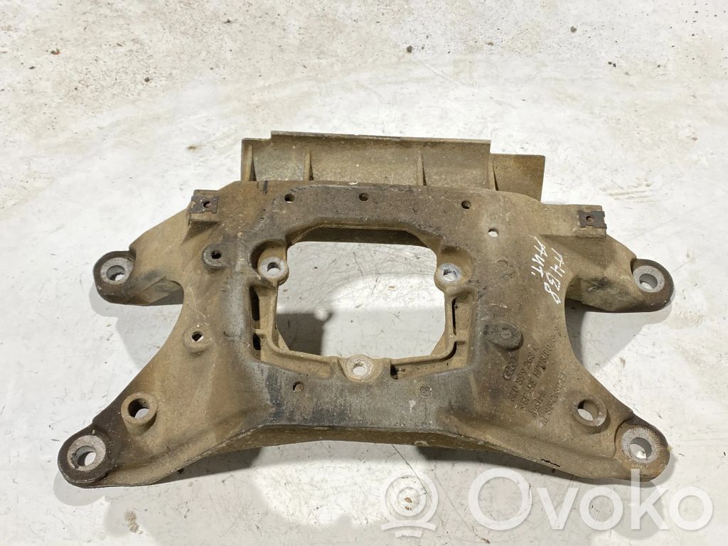 Audi A4 S4 B8 8K Pavarų dėžės tvirtinimo kronšteinas 