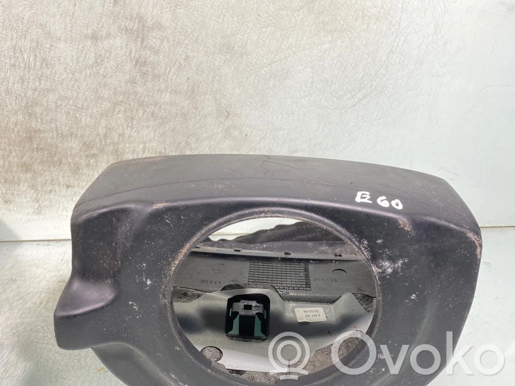 BMW 5 E60 E61 Vairo ašies apdaila 