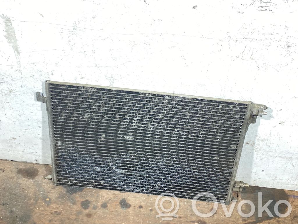 Opel Vectra C Skraplacz / Chłodnica klimatyzacji 