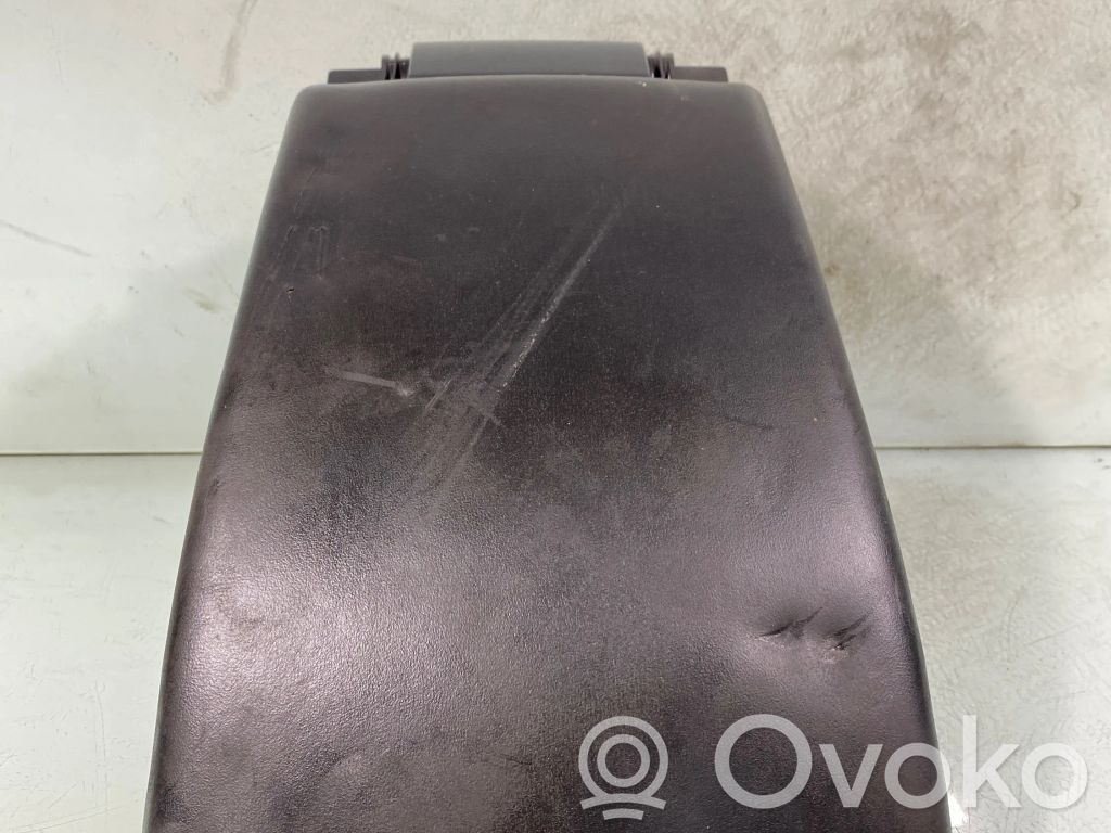 Volvo V70 Armrest 