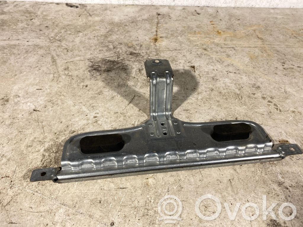 Volvo XC90 Battery tray 