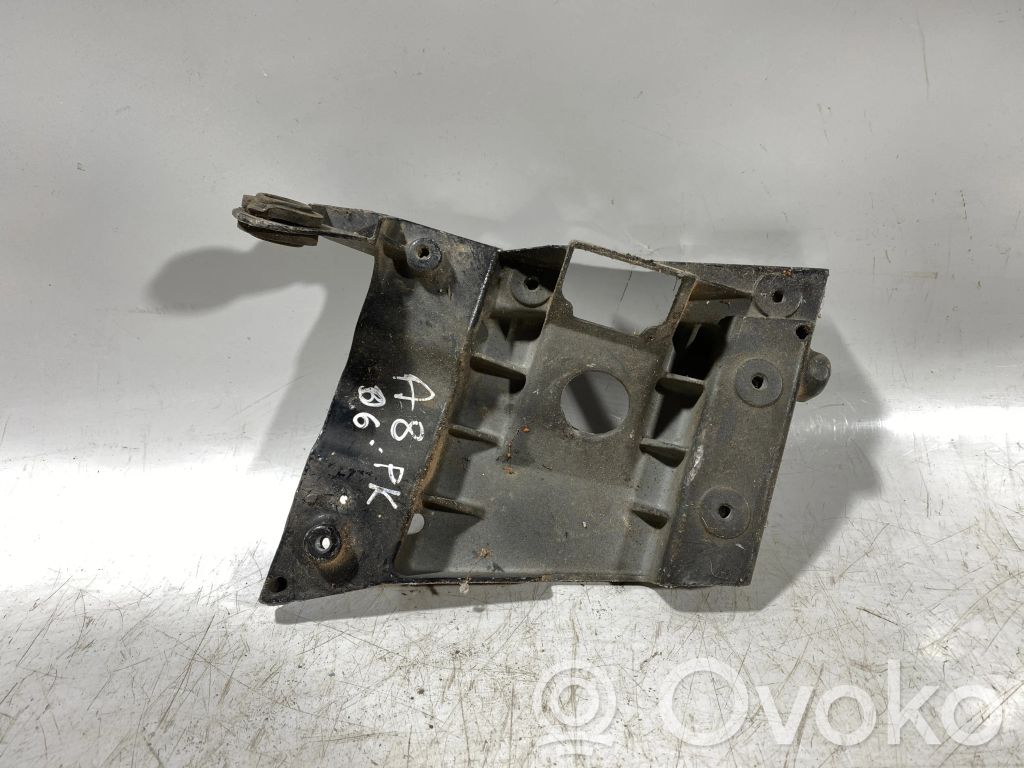 Front splash guards bracket   4E0821137