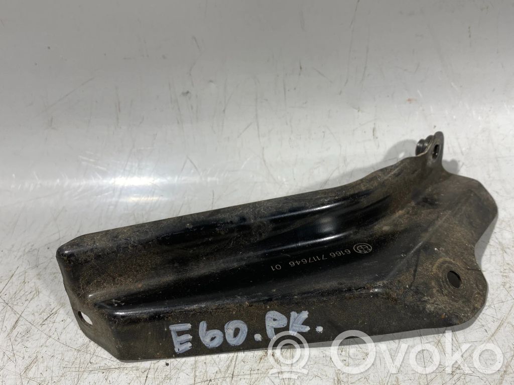 BMW 5 E60 E61 Muu ulkopuolen osa 
