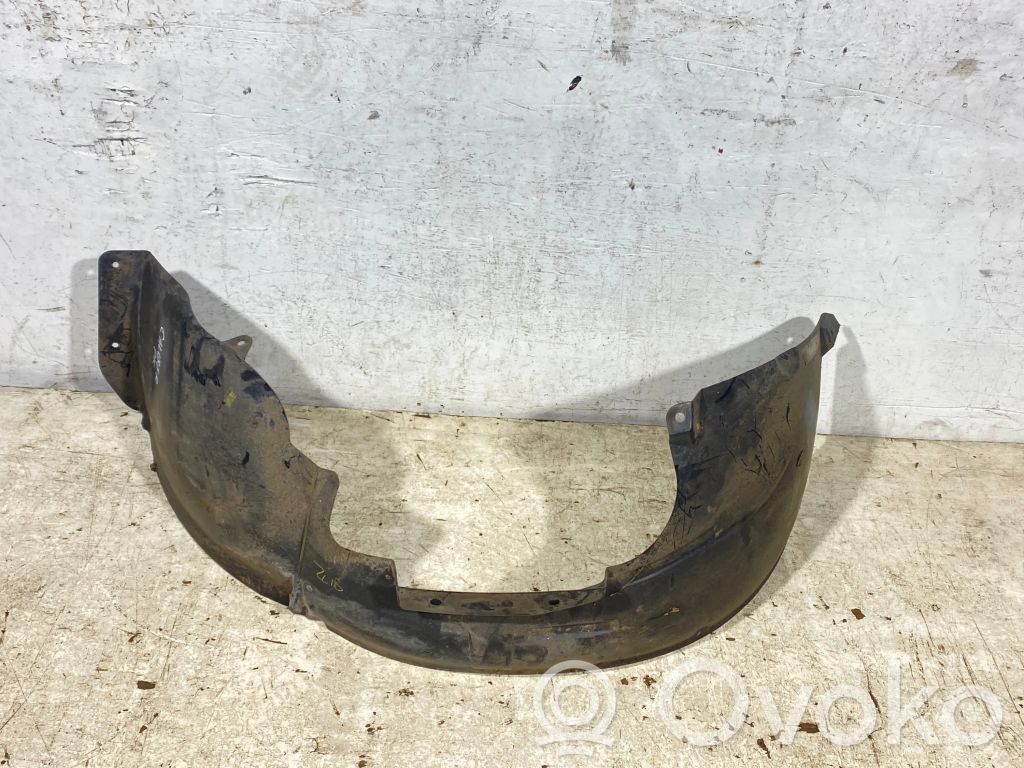 Front wheel arch liner splash guards