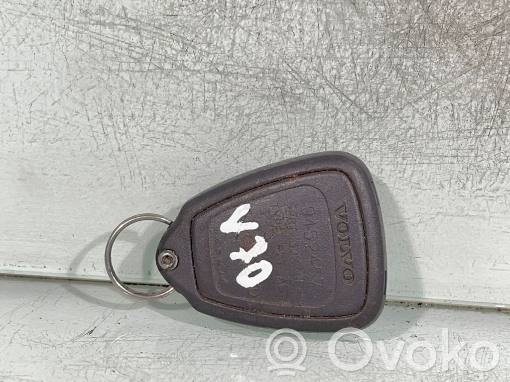 Volvo V70 Ignition key/card 