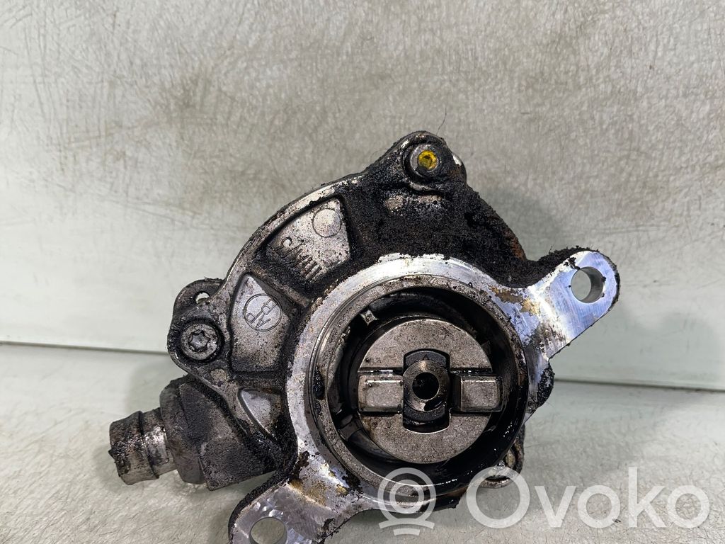 Opel Movano A Vacuum pump 