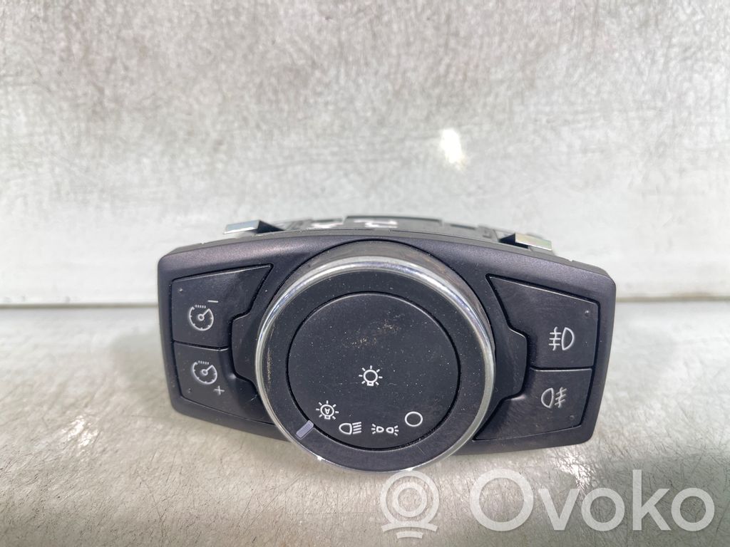 Ford Focus Light switch 