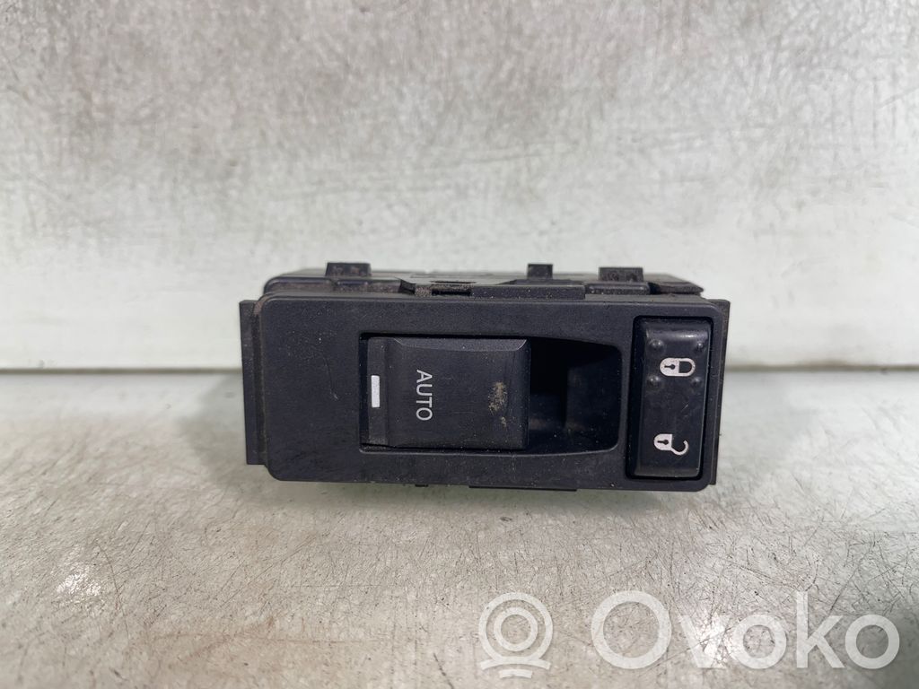 Jeep Grand Cherokee (WK) Electric window control switch 