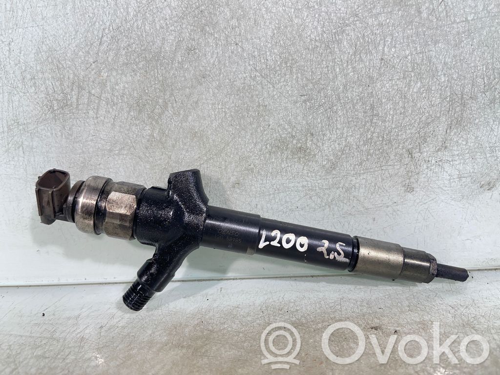 Inyector de combustible   1465A041,12G58985,9000DE00,00009E,0000EBEC,D7000000
