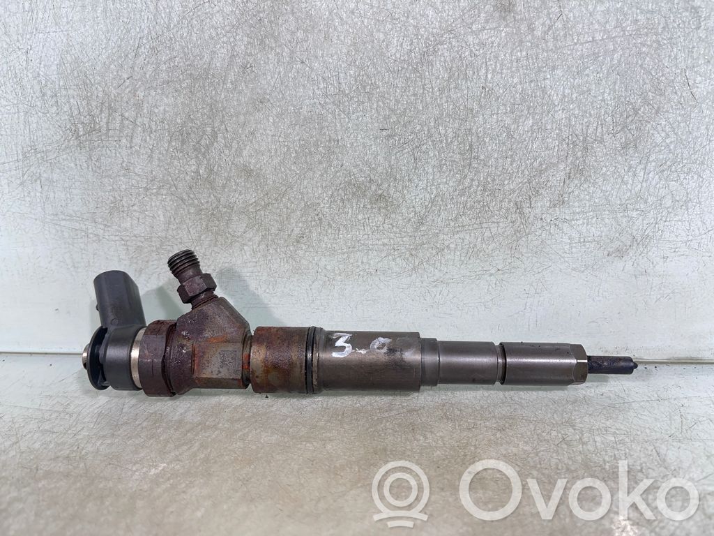 BMW 5 E60 E61 Fuel injector 