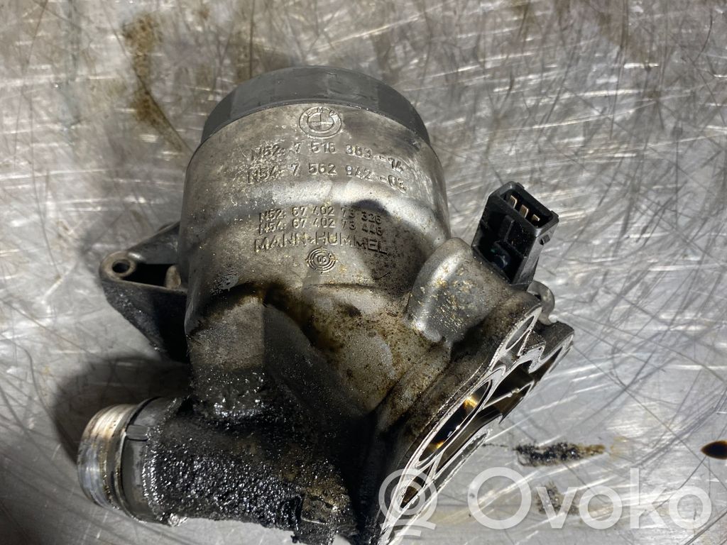 BMW 3 E90 E91 Oil filter mounting bracket 