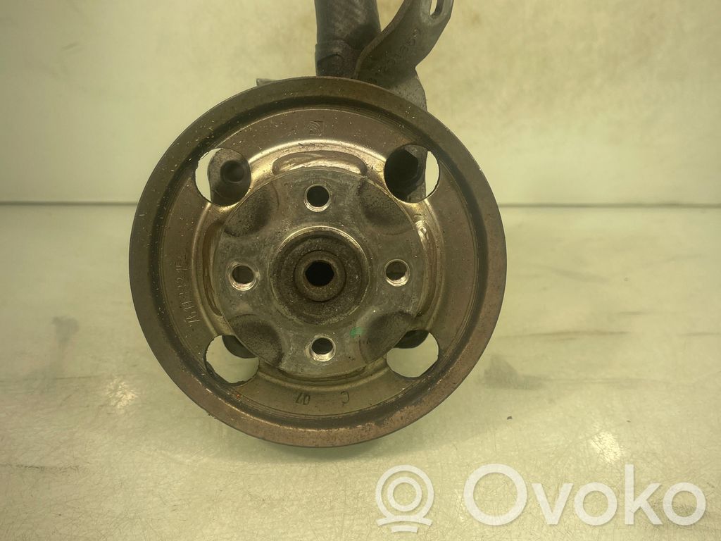 Volvo V70 Power steering pump 