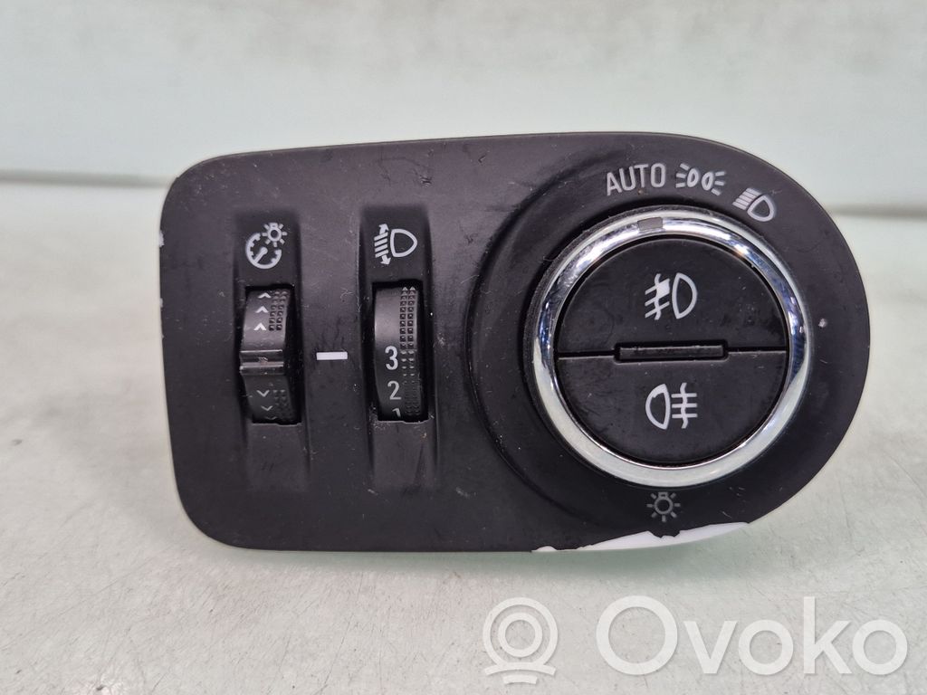 Opel Astra K Light switch 