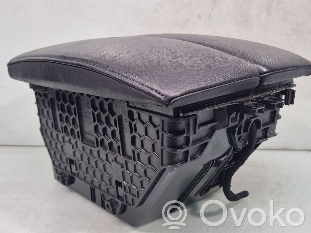 BMW X5 E70 Armrest 