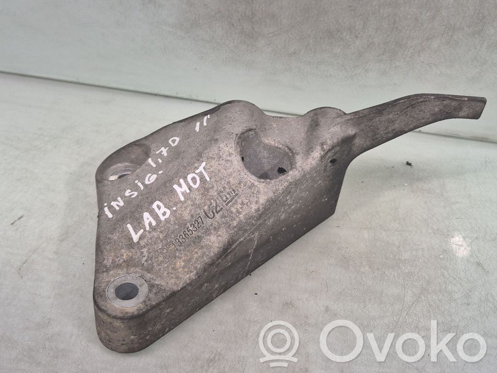 Engine mounting bracket   13365327