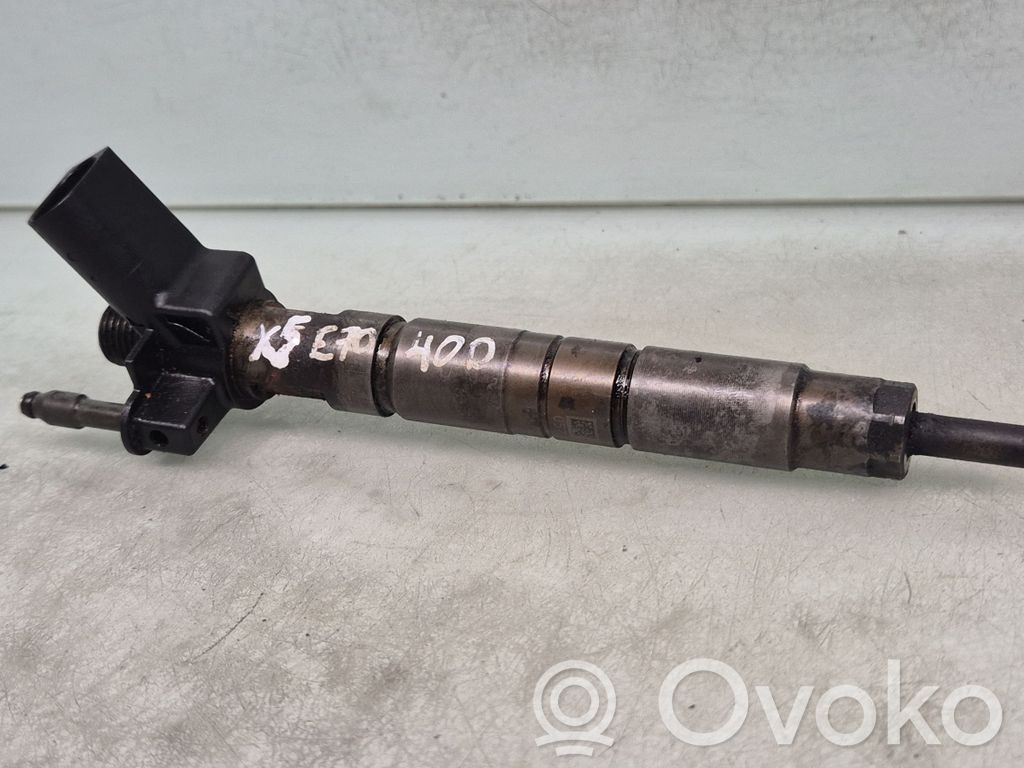 BMW X5 E70 Fuel injector 