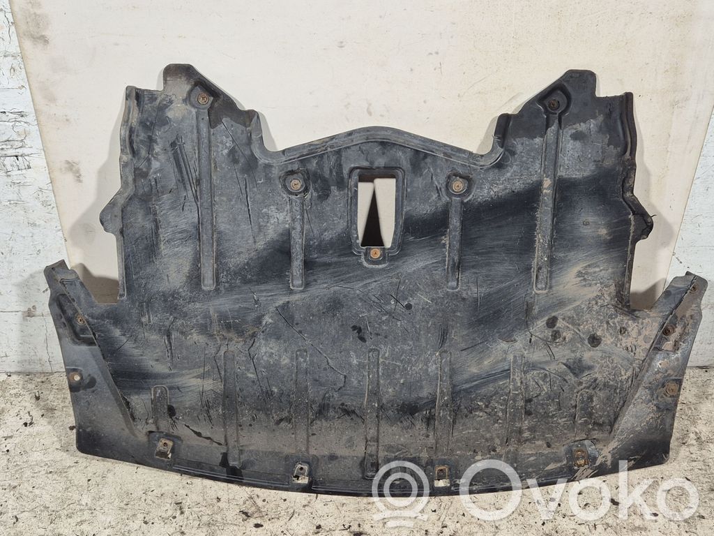BMW X5 E70 Engine splash shield/under tray 