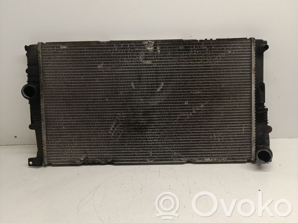 BMW 3 F30 F35 F31 Aušinimo skysčio radiatorius 