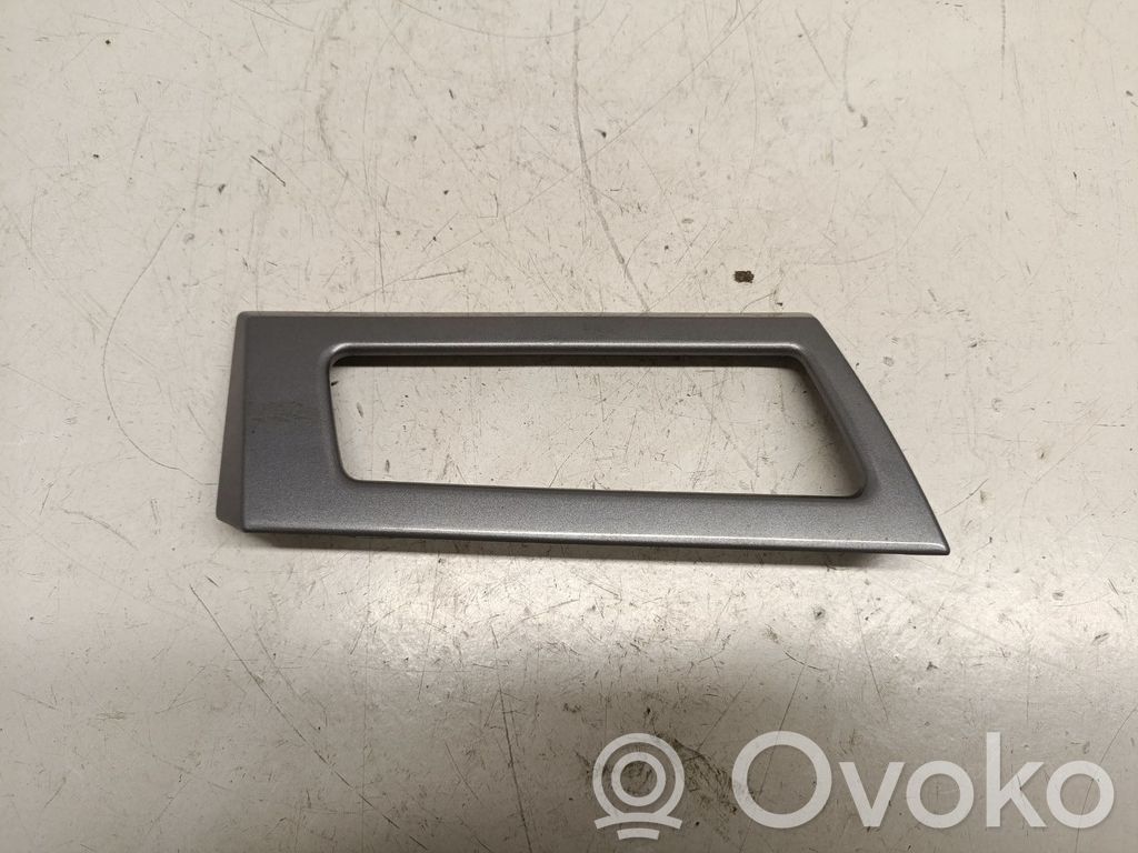 BMW 5 E60 E61 Dashboard side air vent grill/cover trim 