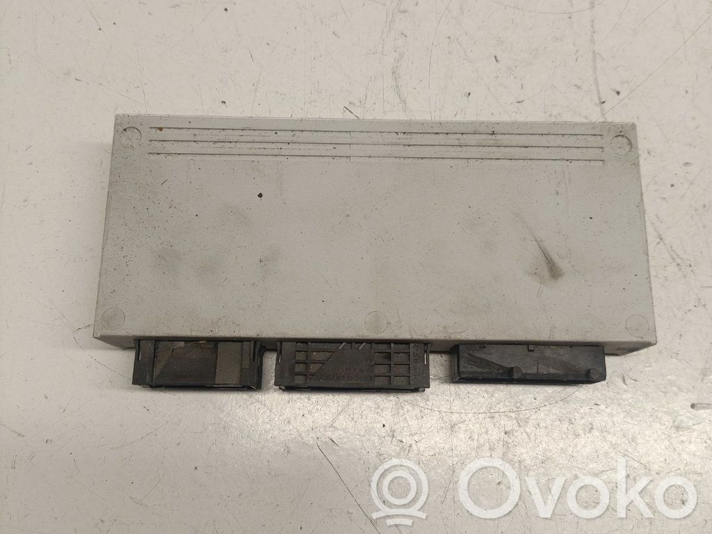 BMW 3 E46 Komforto modulis 