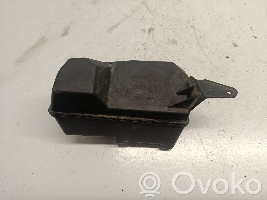 BMW 3 E46 Air filter box 