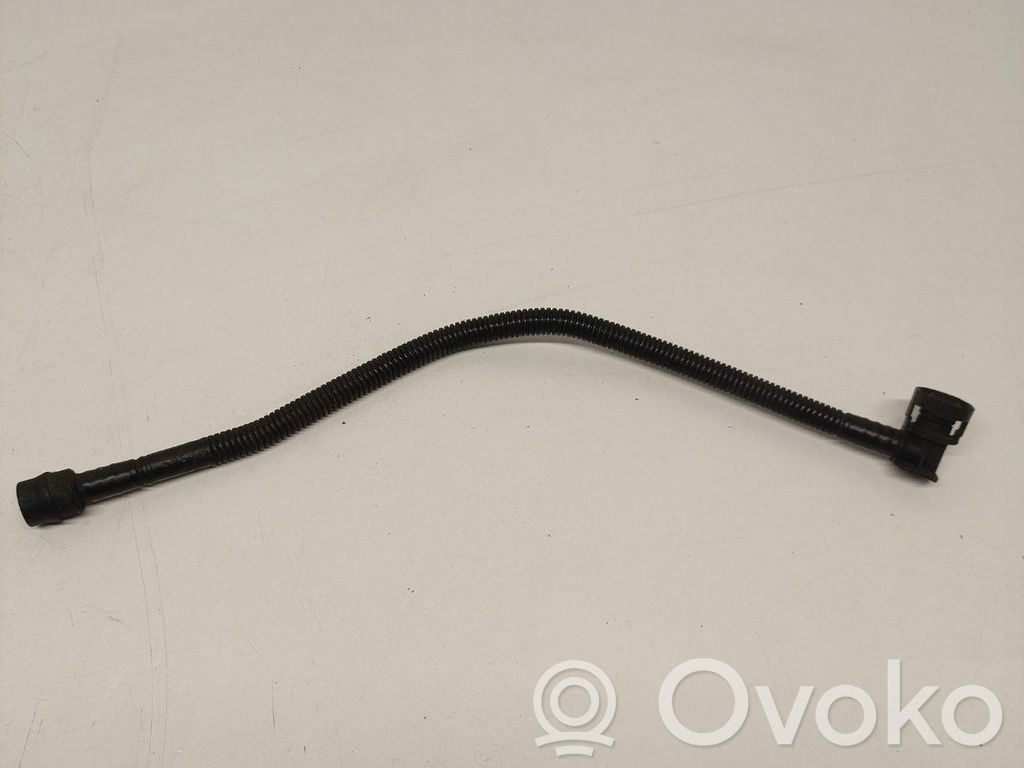 BMW 3 E90 E91 Degvielas caurulīte (-es) 