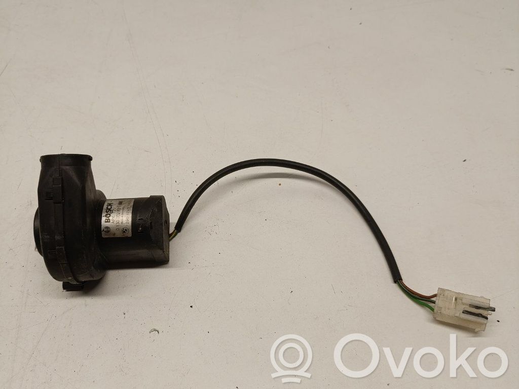 BMW 5 E39 Engine control unit/module fan 