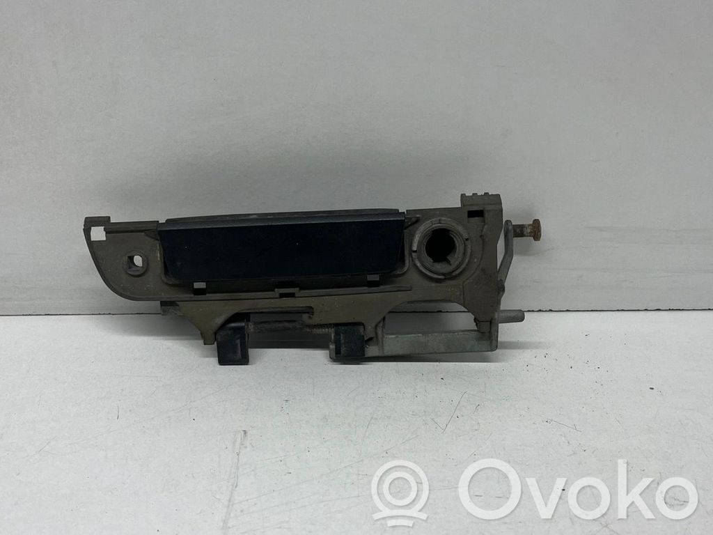 BMW 3 E36 Išorinė atidarymo rankena galinių durų 