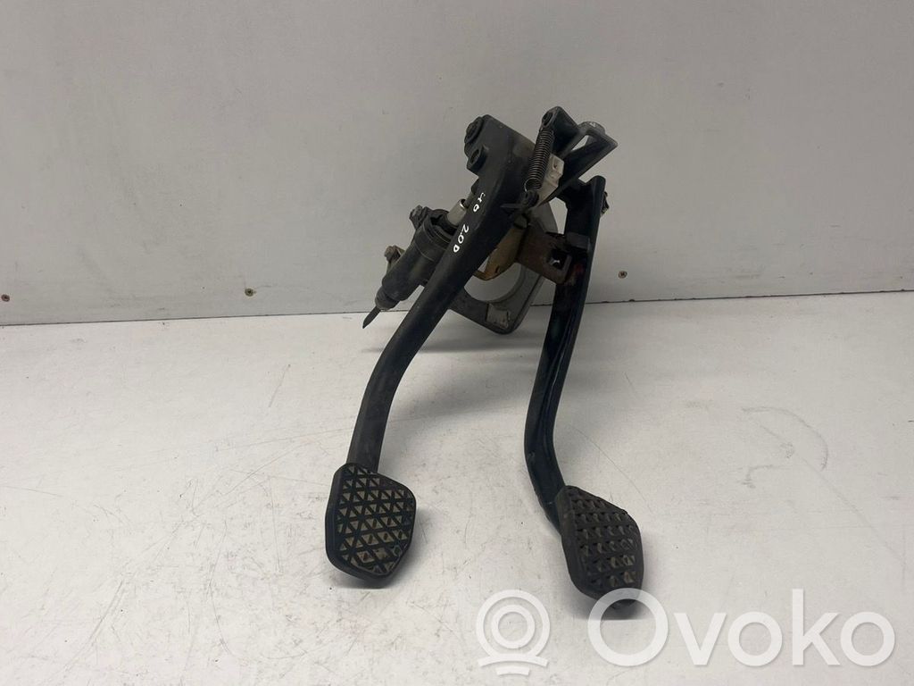 Pedal assembly   1164854