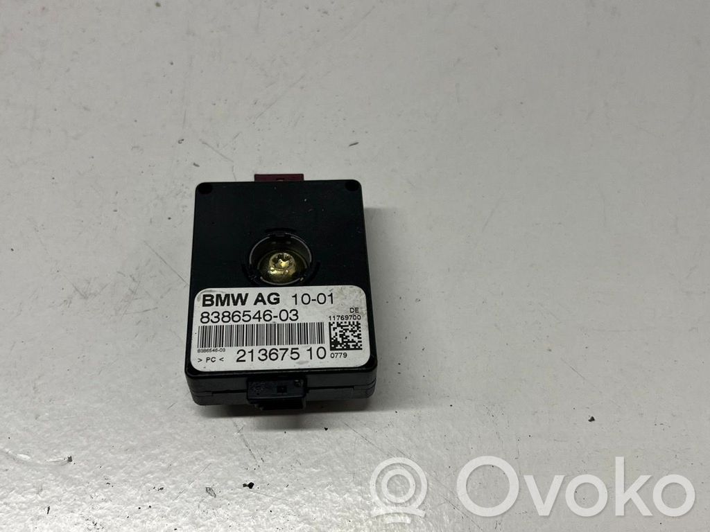 BMW 3 E46 Antenos stiprintuvas 