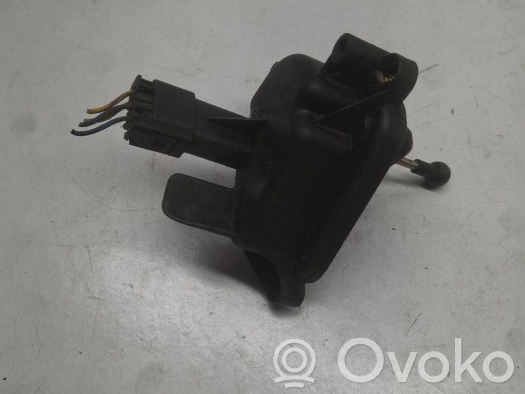 BMW 5 E39 Headlight level adjustment motor 