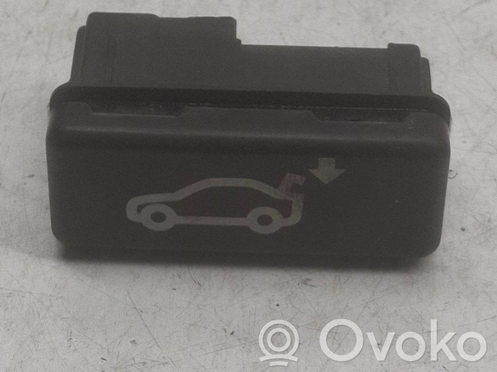 BMW 7 E65 E66 Tailgate/boot open switch button 