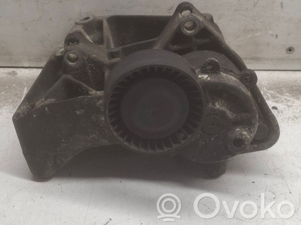 BMW 5 E39 Diržo įtempėjas 