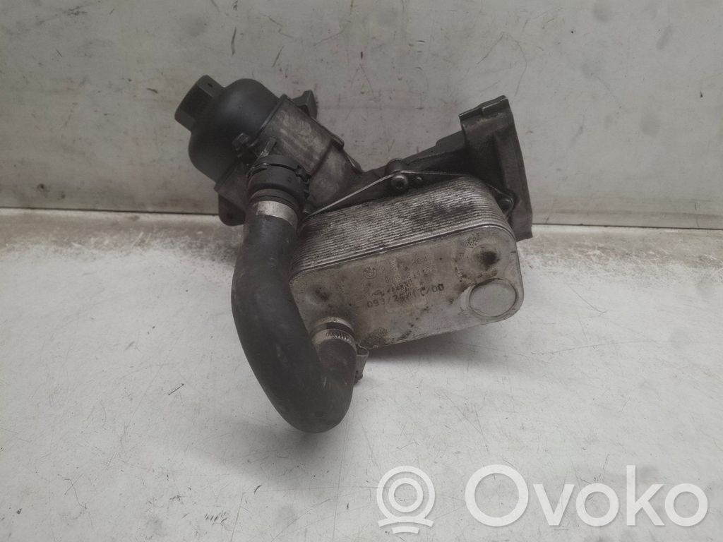 BMW 5 E39 Oil filter mounting bracket 