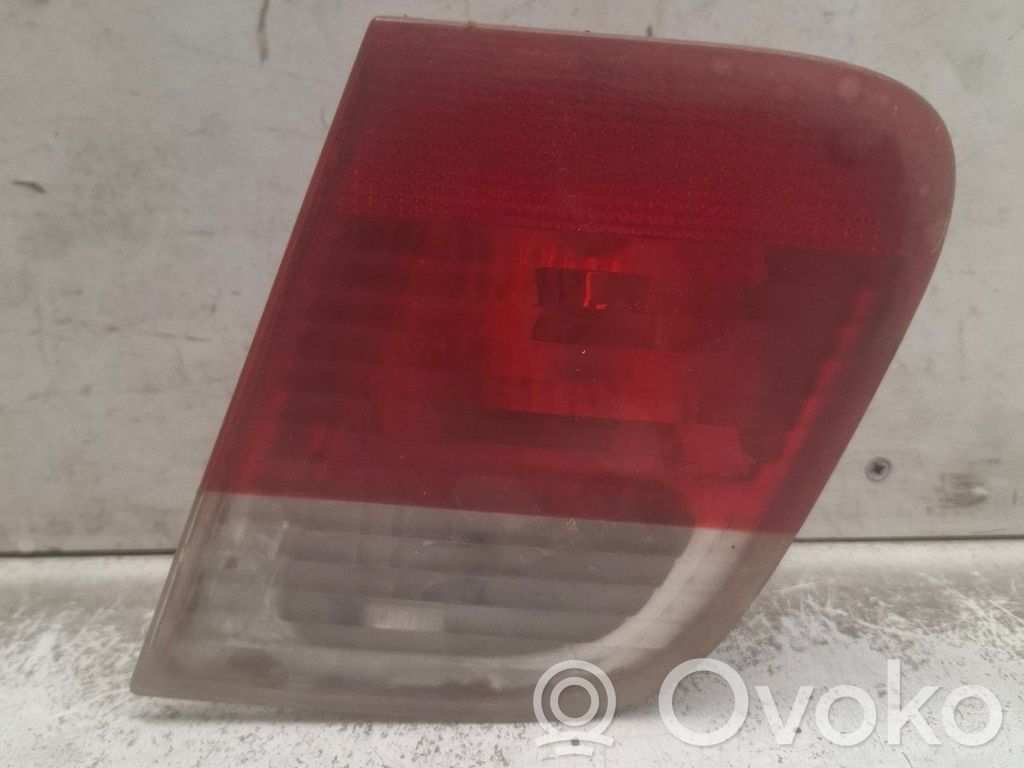 BMW 3 E46 Tailgate rear/tail lights 