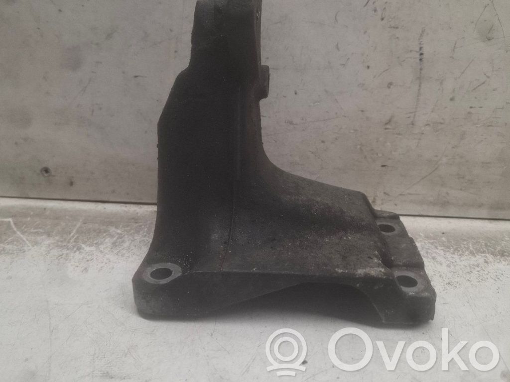 BMW 3 F30 F35 F31 Engine mounting bracket 