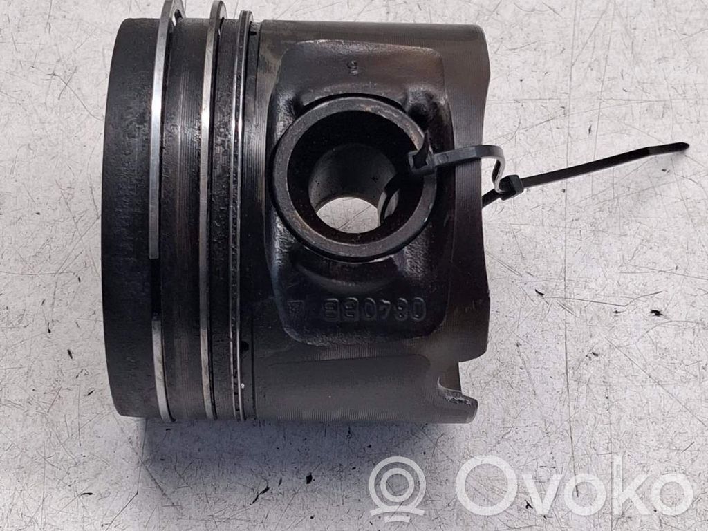 BMW 3 E90 E91 Piston 