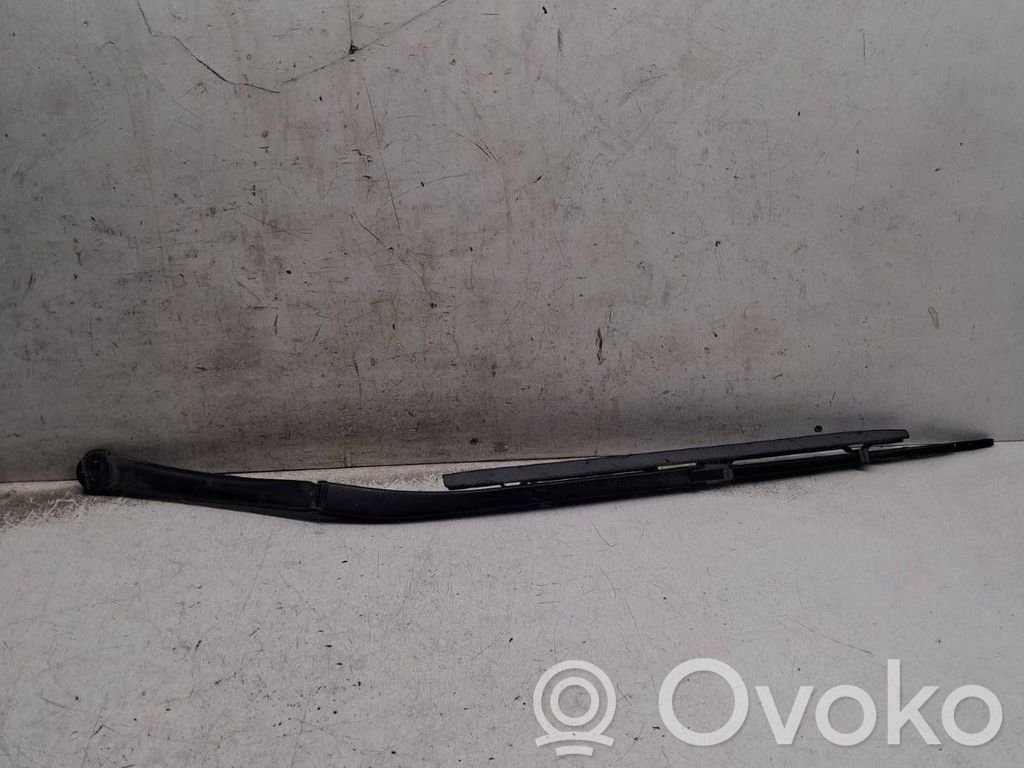 BMW 5 E39 Front wiper blade arm 