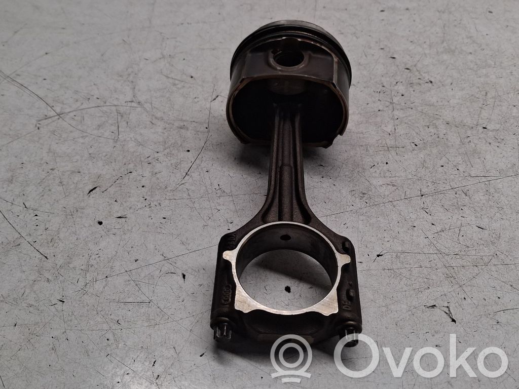 Audi A4 S4 B8 8K Piston with connecting rod 
